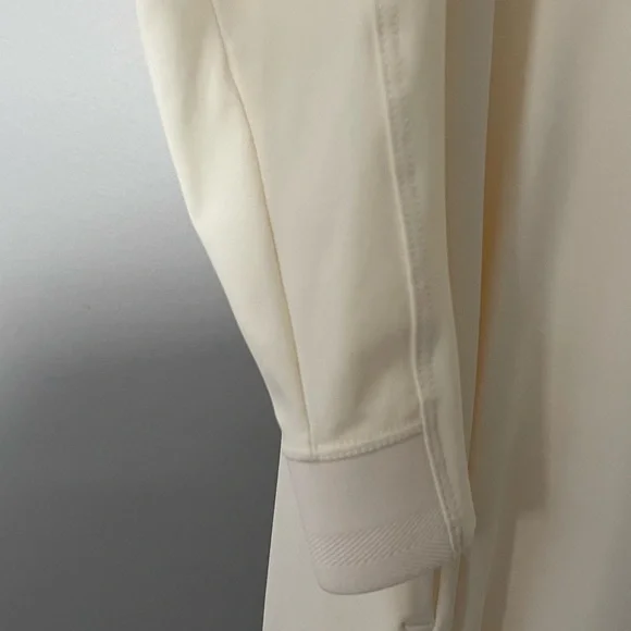 Elegant Cream Button-Down Flowy Dress - Picture 3 of 5